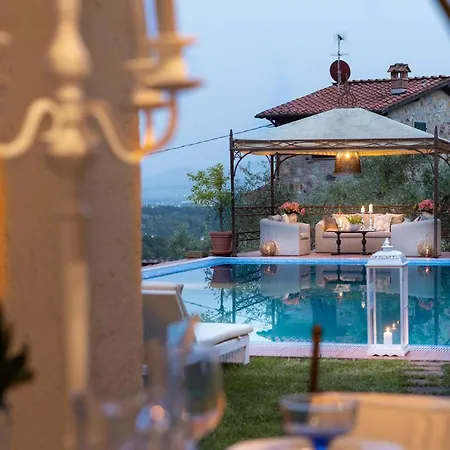 וילה Arsina, Modern Italian Tradition. Private Pool לוקה